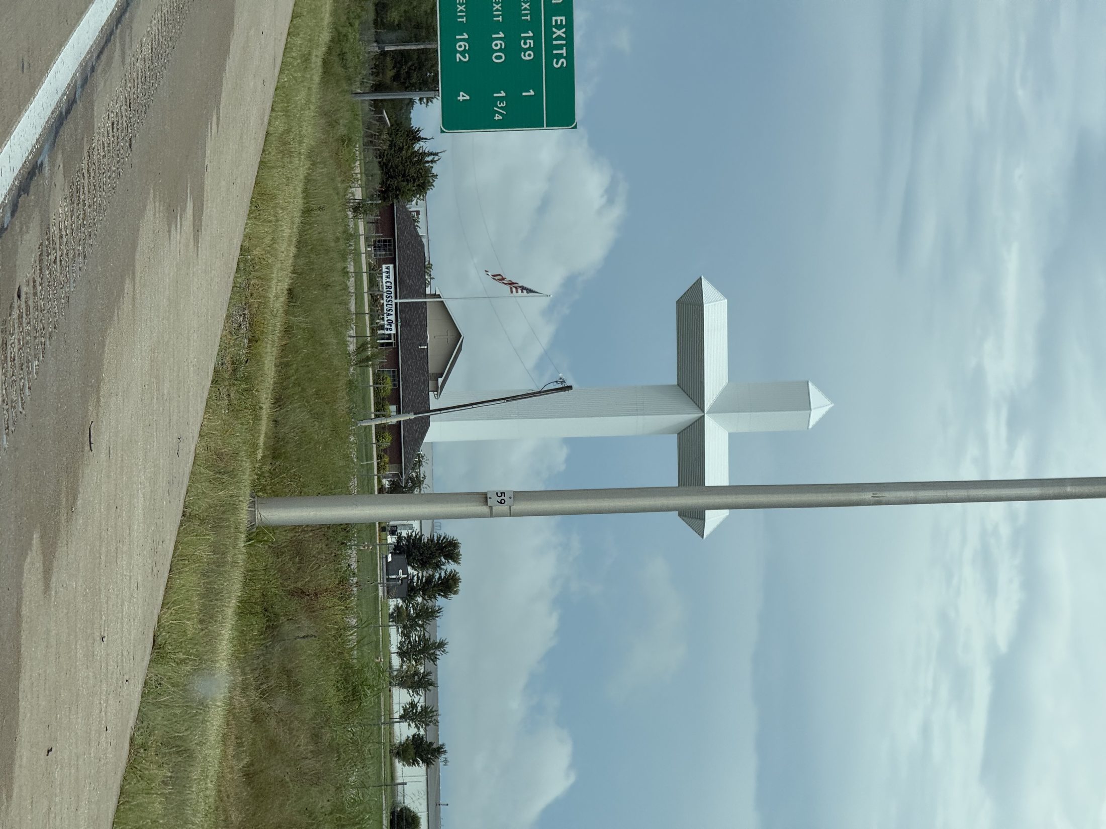 The 60 m white cross at Effingham